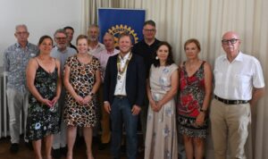 Praesidentschaftsuebergabe Joern zu Tobias präsidentschaftsübergabe rotary club